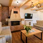 Apartamenty Rydzewo Bed & Breakfast 4*