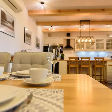 Nocleg ze śniadaniem Apartamenty Rydzewo 3*