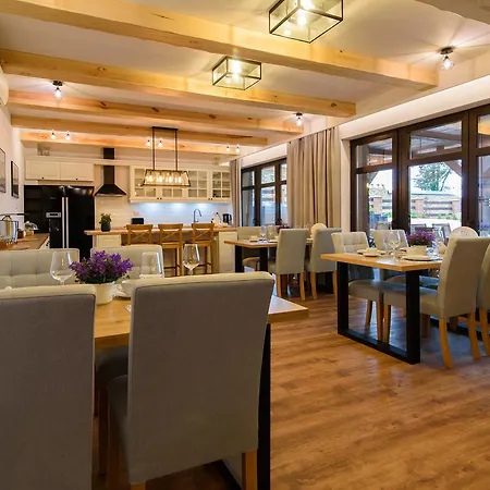 Apartamenty Rydzewo Bed & Breakfast *