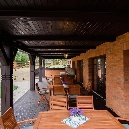 Nocleg ze śniadaniem Apartamenty Rydzewo 3*